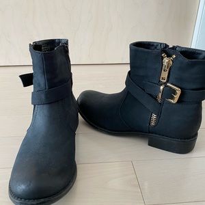 Aldo Motto Booties